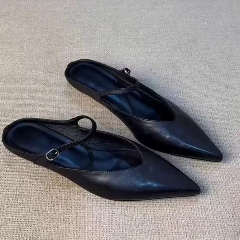 

Retro pointed-toe flat sandals with a wide strap, stylish and versatile for Summer perfect for casual and office wear 2026