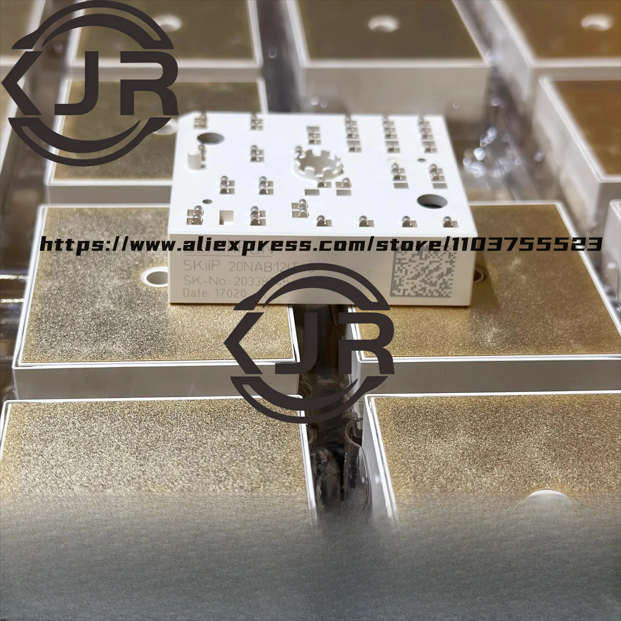 

SKIIP20NAC12IT42 SKIIP22NAC12IT5 SKIIP20NAC063IT3 SKIIP24NAB125T12 SKIIP20NAB12IT45 original module