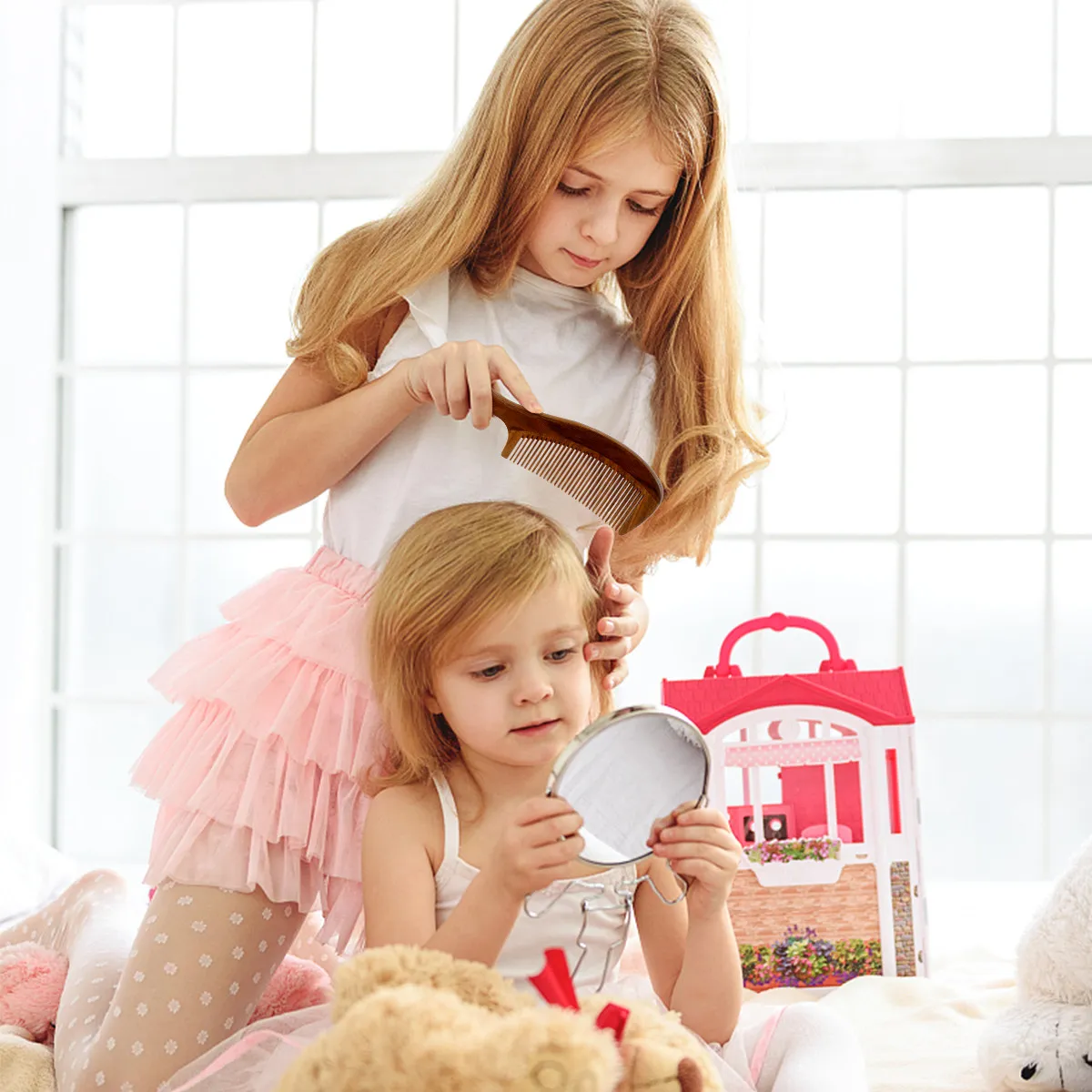 

Антистатическая расческа из сандалового дерева для женщин: деревянная расческа для волос с гладкими мелкими зубьями, предотвращающая повреждение кожи головы, для ежедневного использования