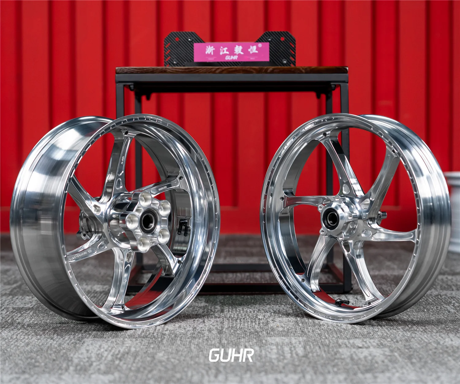 Hot Sales Silver Aluminum Alloy Wheel Rim Front Wheel Hub for Motorcycle Ducati V4 Honda XADV750 KAWASAKI BMW Motorrad Yamaha KT