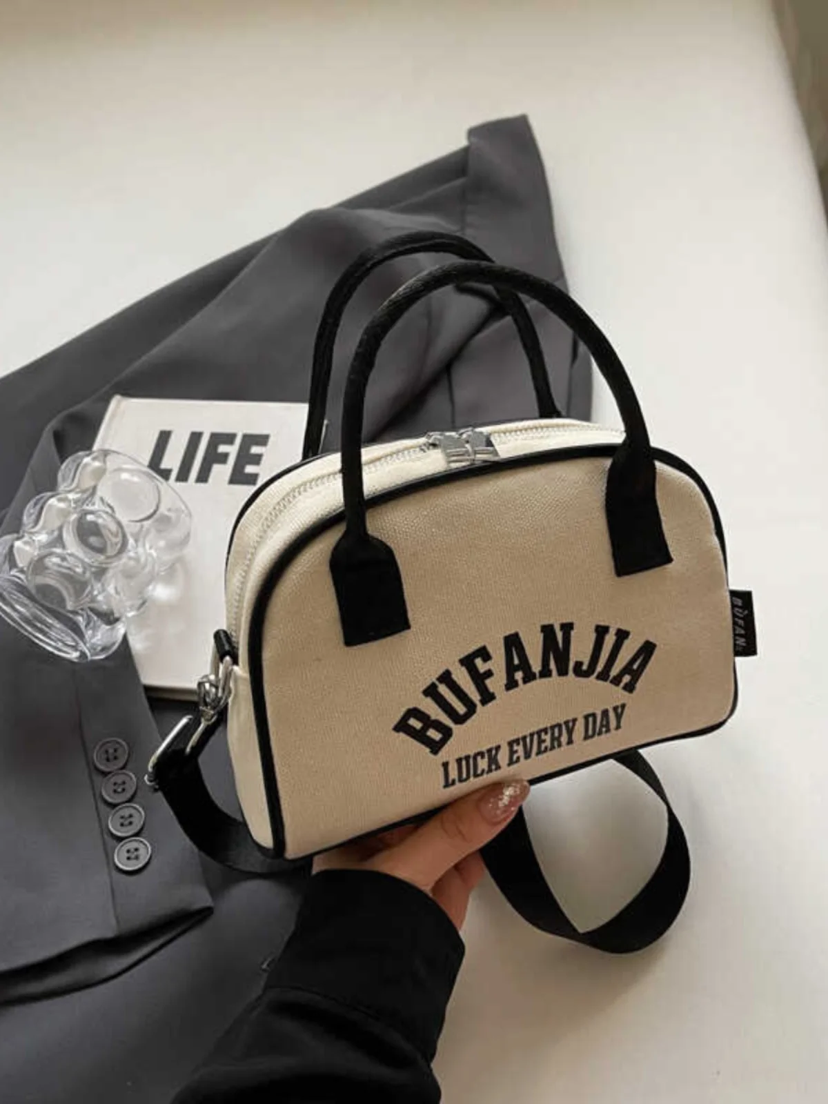 

Trendy Canvas Bowling Bag Women's Summer 2024 Versatile Crossbody Handbag Soft Korean Sle Polyester Zipper Closure