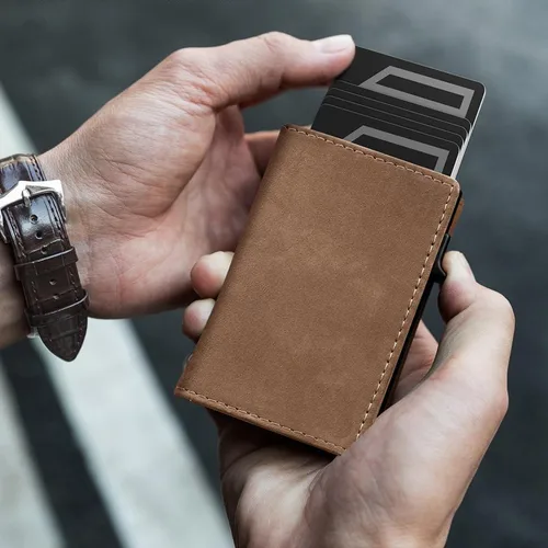 Imagen 1 del producto YATBEST-Bolso para tarjetas para hombre, plegable, con succión magnética, emergente automático, RFID, cepillo antirrobo, monedero con cremallera, Clip para tarjeta de crédito