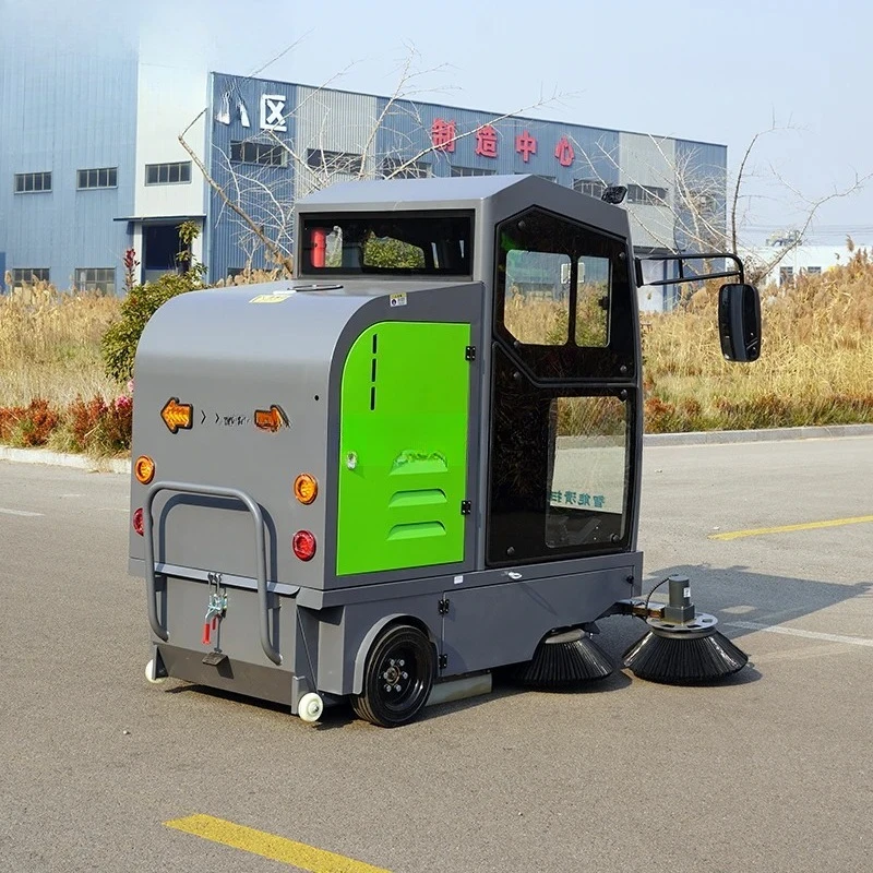 YG Customized High Pressure Road Sweeper Truck Street Sweepering Machine Ride On Electric Wash Cart Cleaning Park Sweeper