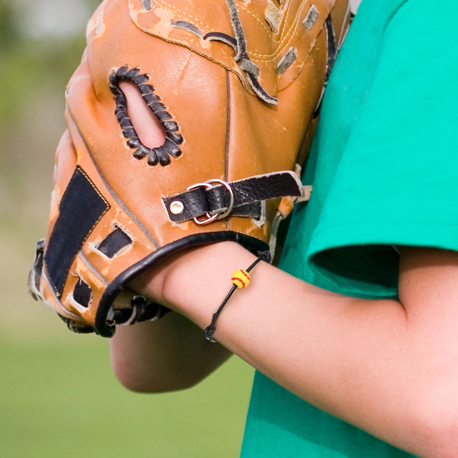 

30Pcs Adjustable Baseball Rope Bracelets Sports Bracelets for Kids Teens Sports Team Wristbands and Baseball Party Favors