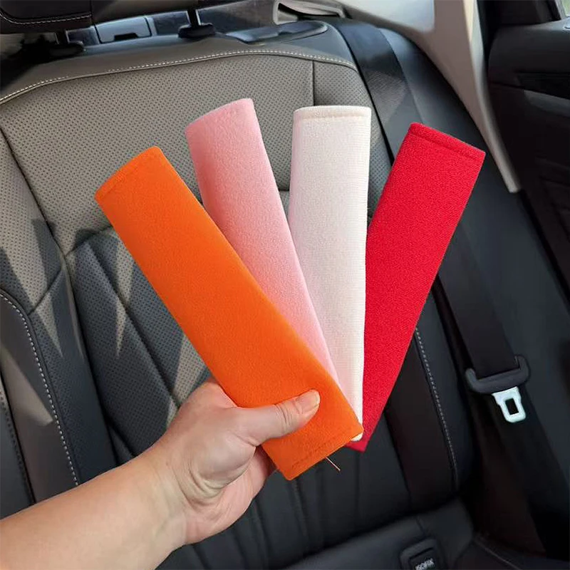 

Seat Belt Cover for Cars，Soft Corduroy Shoulder Protector，Universal Fit，Car Accessories Interior，Gift for Drivers