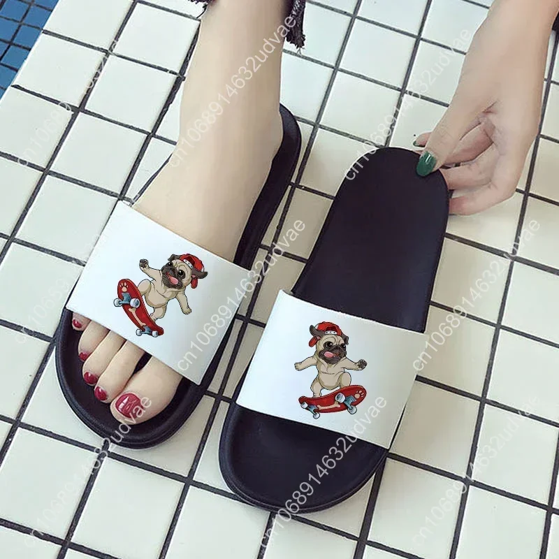 Pugs Cute Dog Print Fun Pattern Slippers Summer Beach Fashion Open Toe Slippers Printed Women's Non-slip Slides 2021