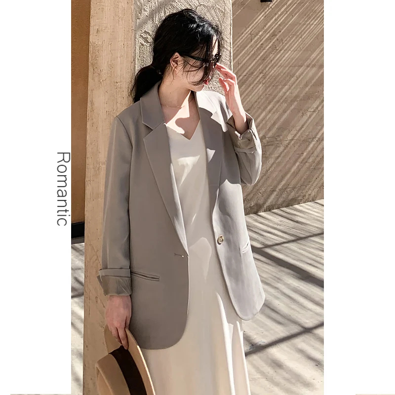 

New Season Versatile Loose Fit Tea ey Tailored ape Small Suit Women's Faionable Ele Sle Autumn Collection