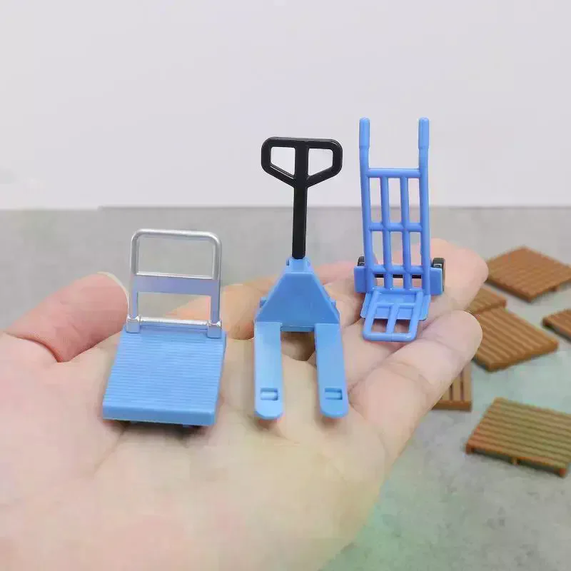 Small Hand Cart Replica Scaled Props Miniature Simulation Tool Kit For Model Exhibits Terrarium And Diorama Decoration 11Pcs