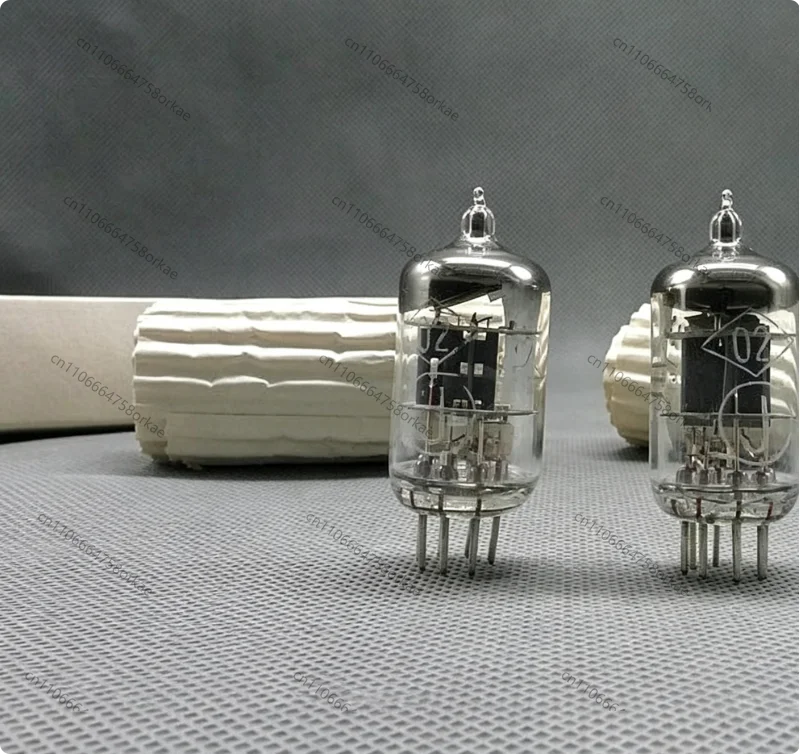 2pcs/lot in 60s produced 6J1 straight generation 56546 m EF95 1 stock box electronic tube