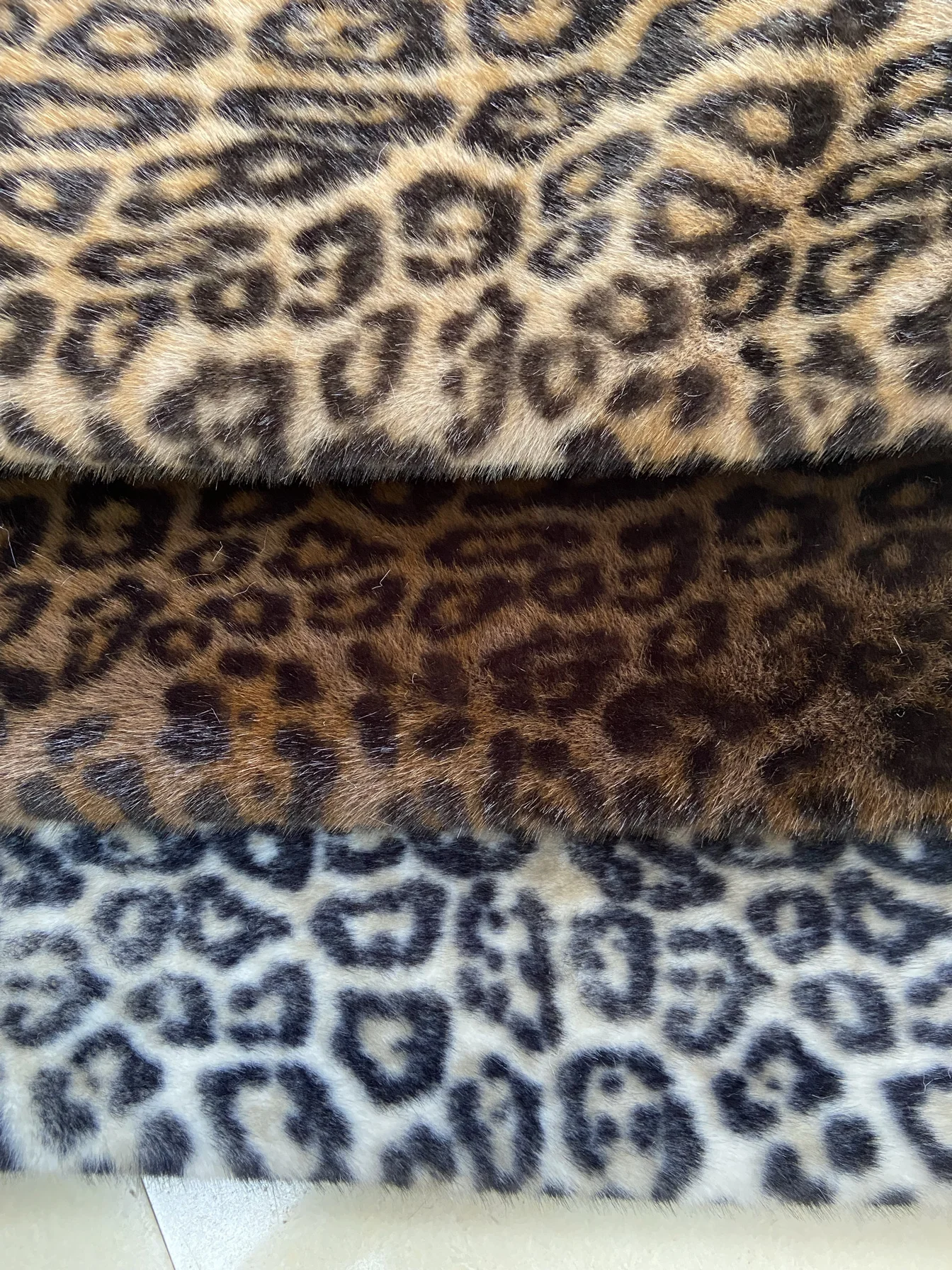 

Ткань из искусственного меха норки с тигровым принтом, материал для пальто и одежды, осенне-зимняя, для рукоделия, китайский стиль, полиэстер