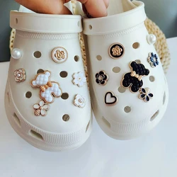 Breloques de chaussures bricolage pour enfants, ours noir et blanc, papillon, décoration pour trou, breloque de chaussure, accessoires de fête pour filles