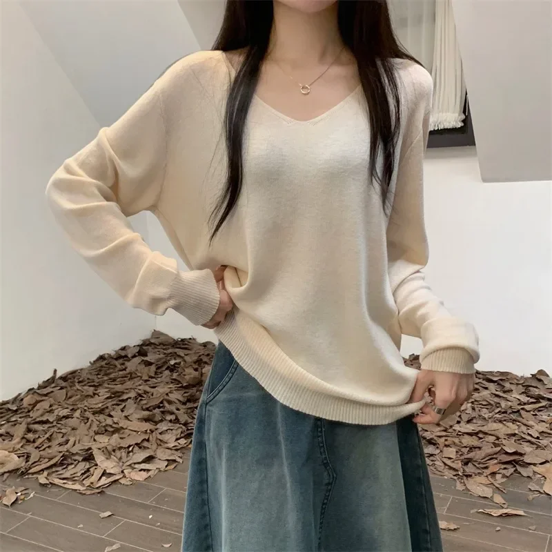 

New 2024 Autumn Loose Knit Pullovers Women V-neck Long-sleeved Solid Office Lady Fashion Versatile Casual Tops Woman