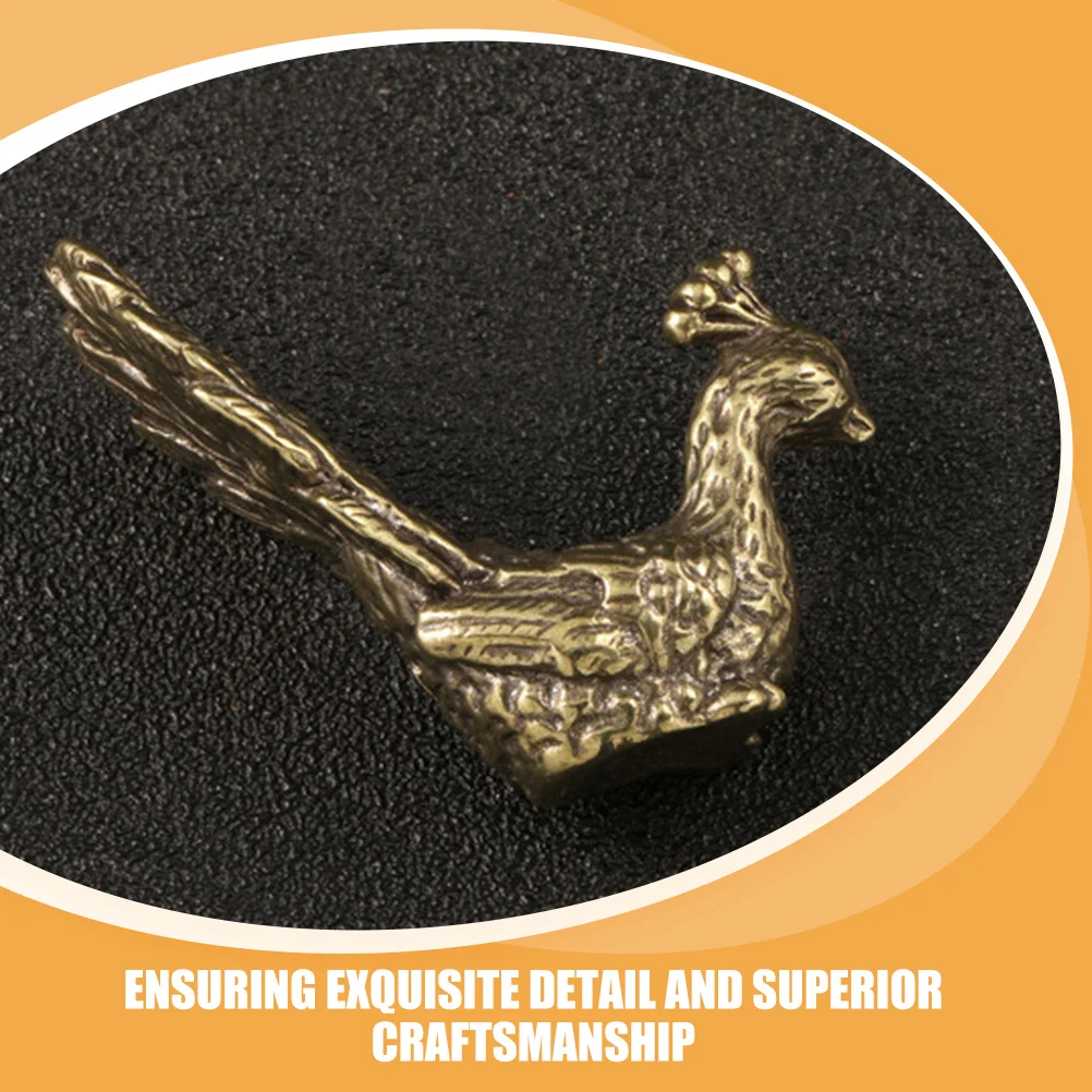 

Style Brass Peacock Statue Exquisite Craftsmanship Metal Animal Sculpture for Living Room Bedroom Desktop Display Decor