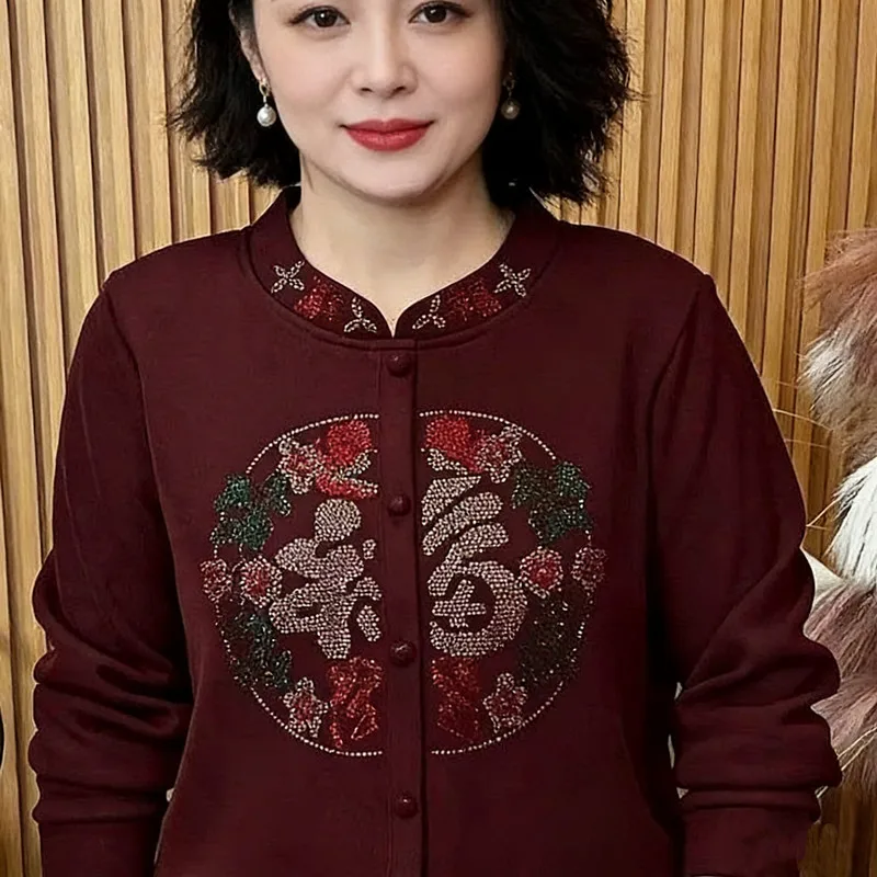 Fashionable Winter Mommy Clothes 2025 New Style Warm Fleece Lined Top Versatile Elderly Women's Clothing Casual Loose Fit Pol...
