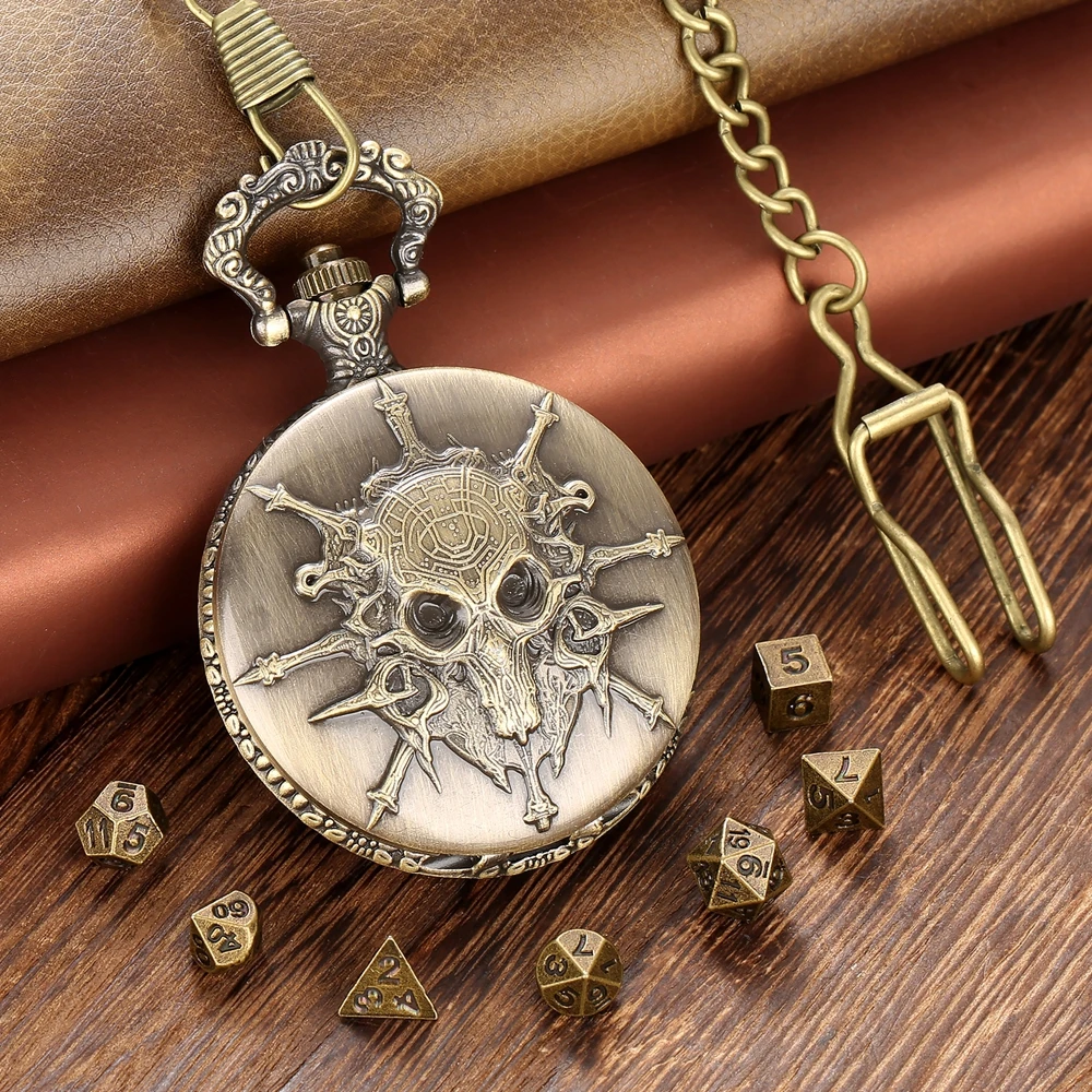 Antique Carved 3D Skull Design Alloy Pocket Watch Set with 7 Metal Polyhedral Tabletop Game Dice, DND Dice Set