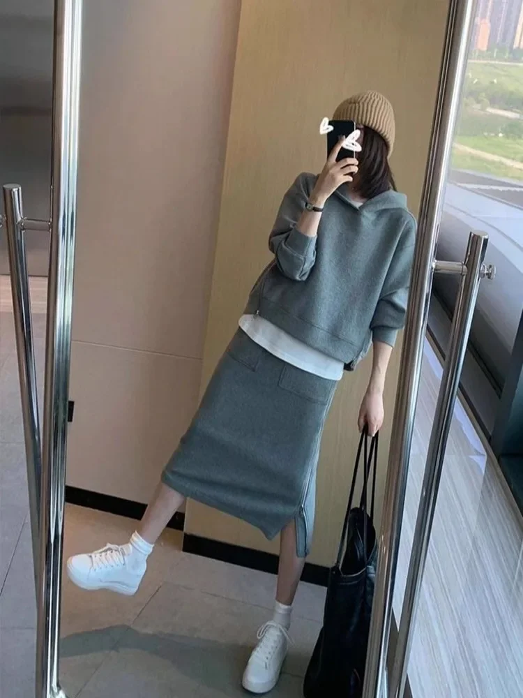 

British Style Casual Sportswear Set For Women'S Autumn And Winter Loose Hooded Sweatshirt Paired With A Skirt Two-Piece Set