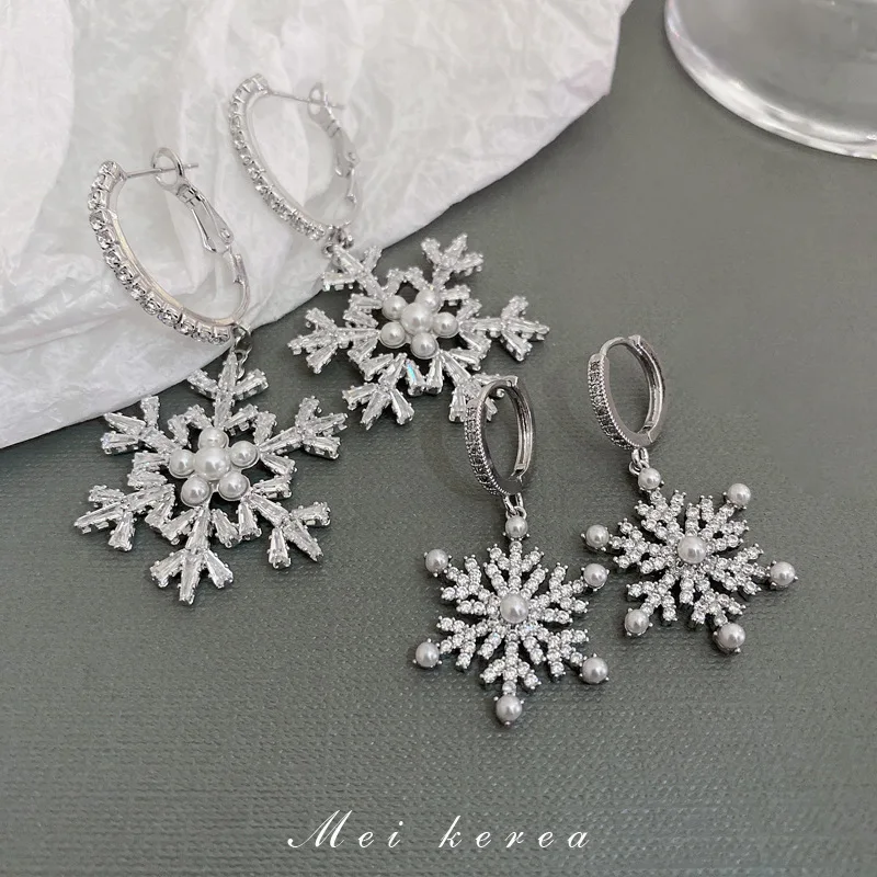 Korean  Silver Needle Zirconia Snowflake Pearl Drop Earrings For Women Christmas New Year Jewelry Earrings Gifts Party