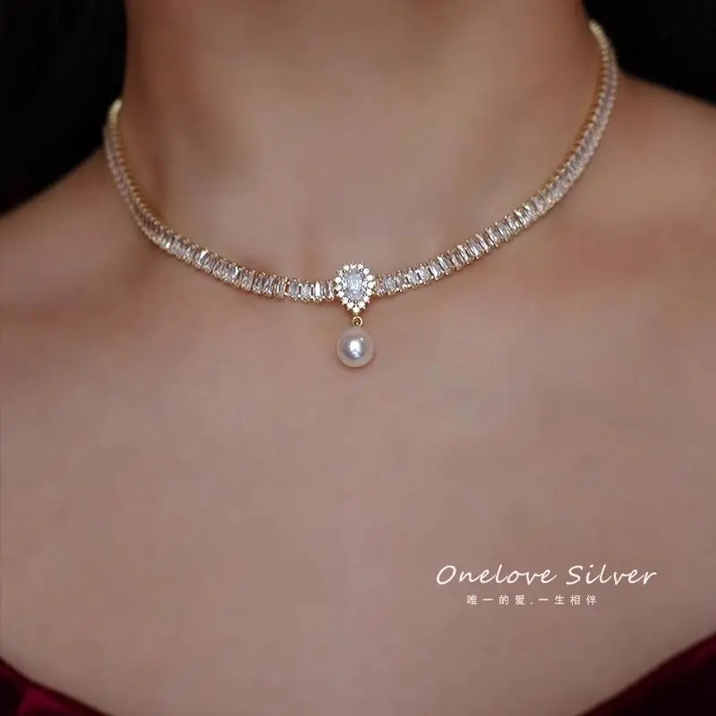Light luxury retro zircon pearl necklace for women 2025 popular niche design versatile necklace