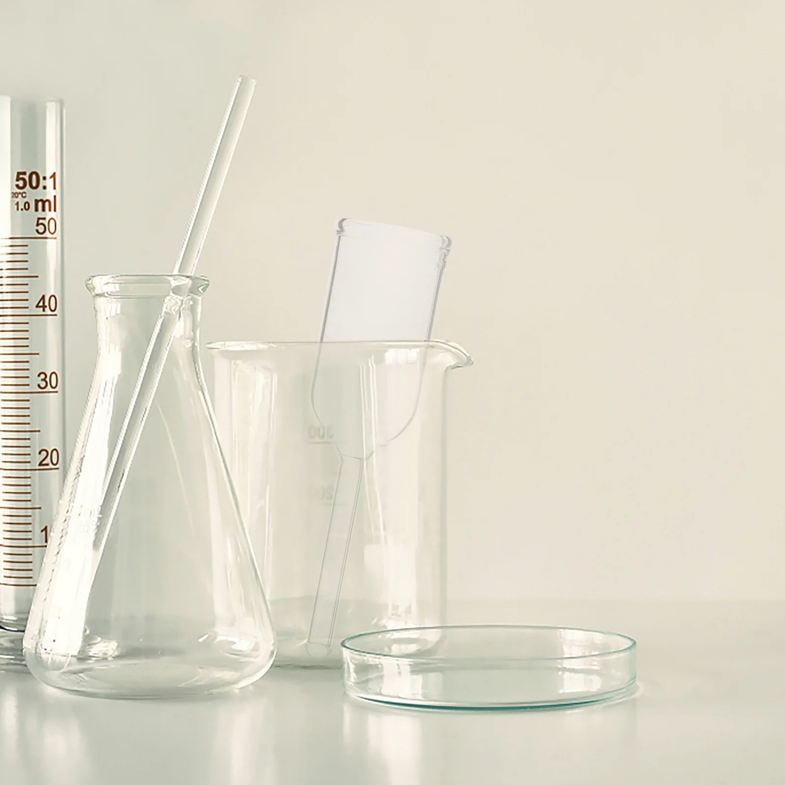 Scientific Filtration Funnel Cylindrical Glass Portable and Wear-Resistant for Lab Experiments and Classroom Use