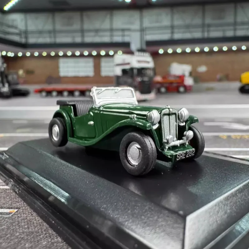 

OXFORD Diecast 1:76 Scale Alloy MGT Vintage Car Model Finished Product Simulation Toy Collection Gift Static Model Display