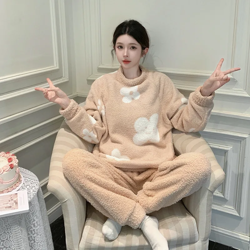 

Women's Coral Fleece Pajama Set Winter Warm Sleepwear Cozy Comfortable Flannel Loungewear Homewear Suit Autumn Nightwear