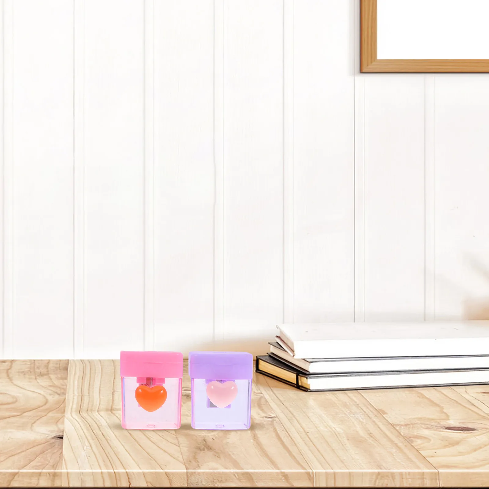 

4Pcs Heart Pattern Transparent Pencil Sharpeners Cute School Supplies Portable Mini Sharpener for Pencil Sharpeners Heart