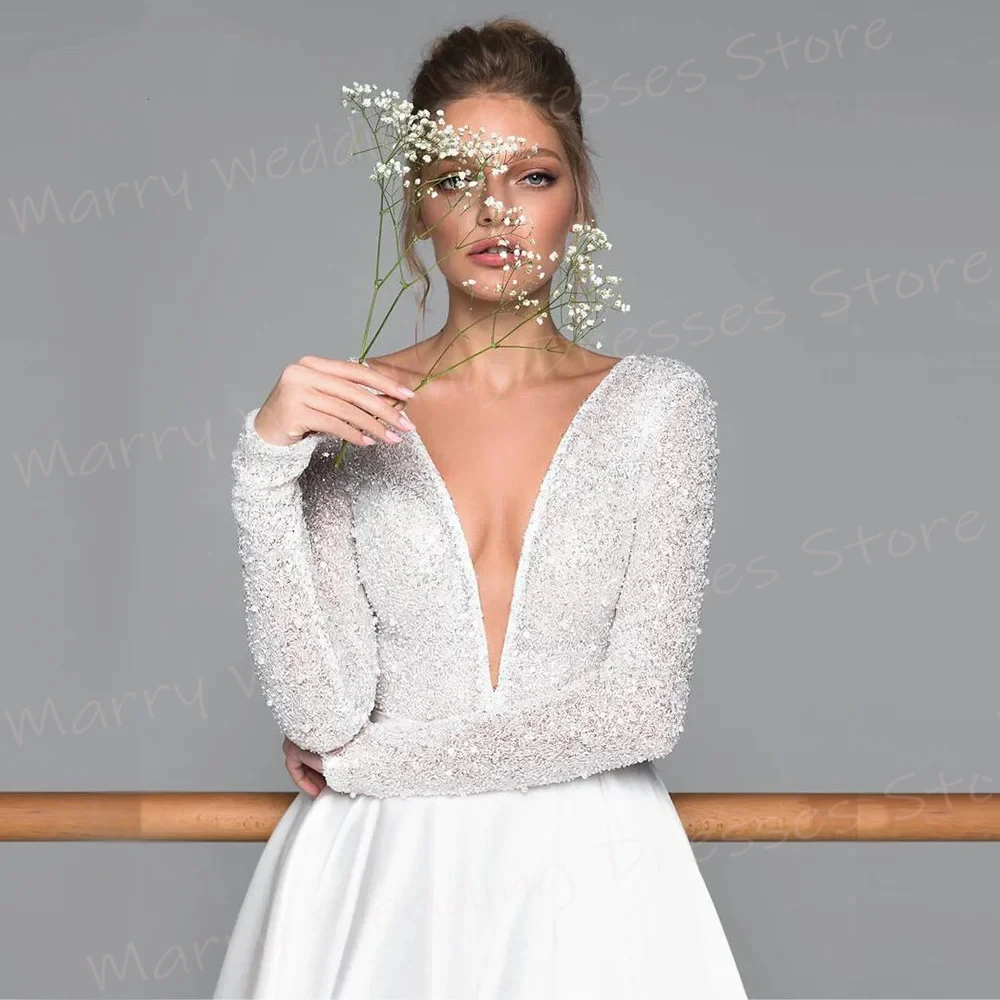 Affascinante scollo A V profondo una linea Abiti Da Sposa Da donna semplici Abiti Da Sposa A maniche lunghe Modern Sexy Side High Split Abiti Da Sposa