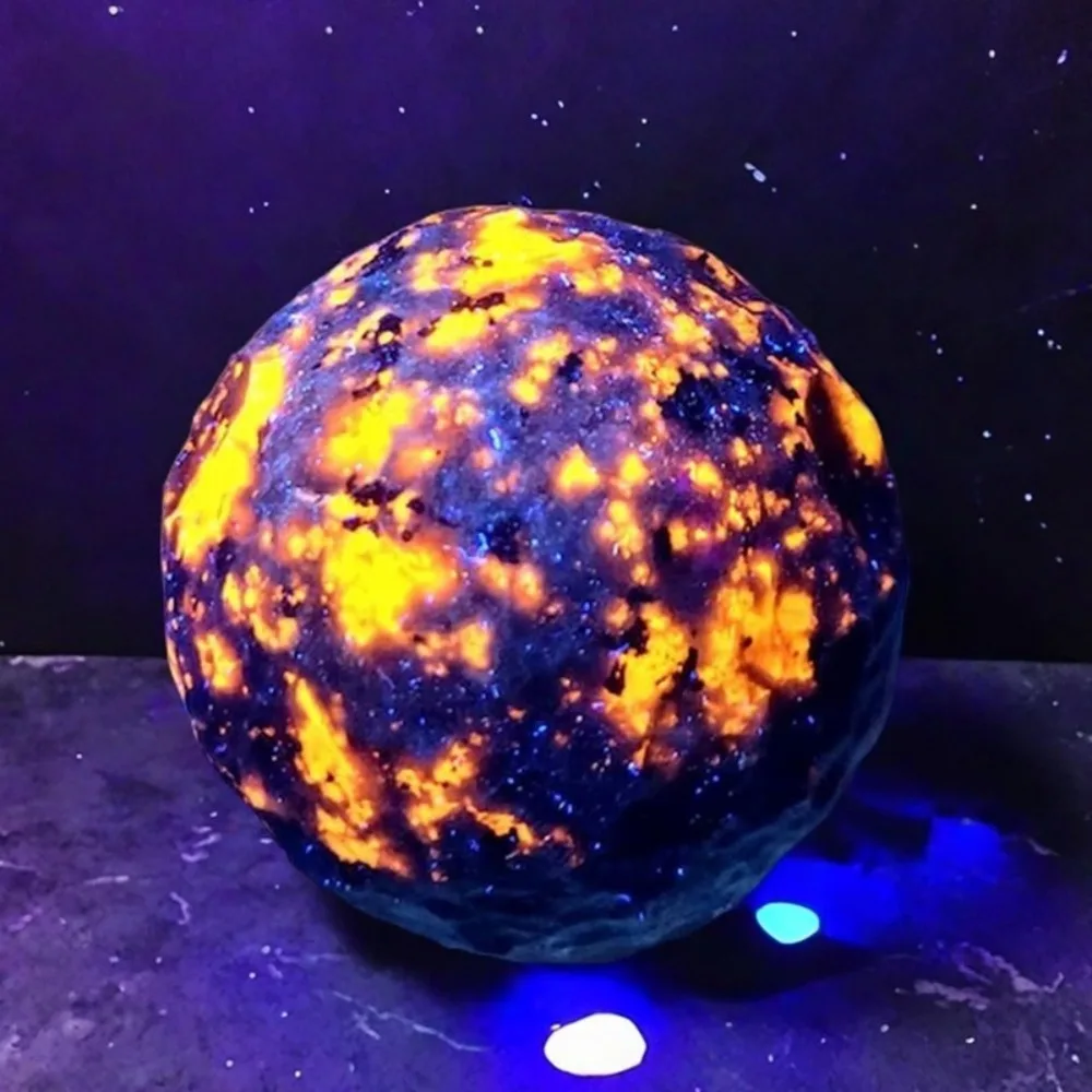 Natural Yooperlite Moonface Crystal Ball Reiki Healing Stone Decorative Sphere Divination Feng Shui Home Office Decor