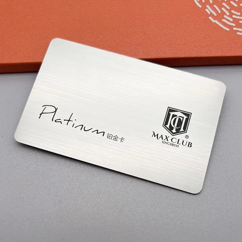 

Индивидуальная высококачественная VIP-металлическая карта NFC-чип Визитная карточка из нержавеющей стали с матовым дизайном Продукт для печати металла