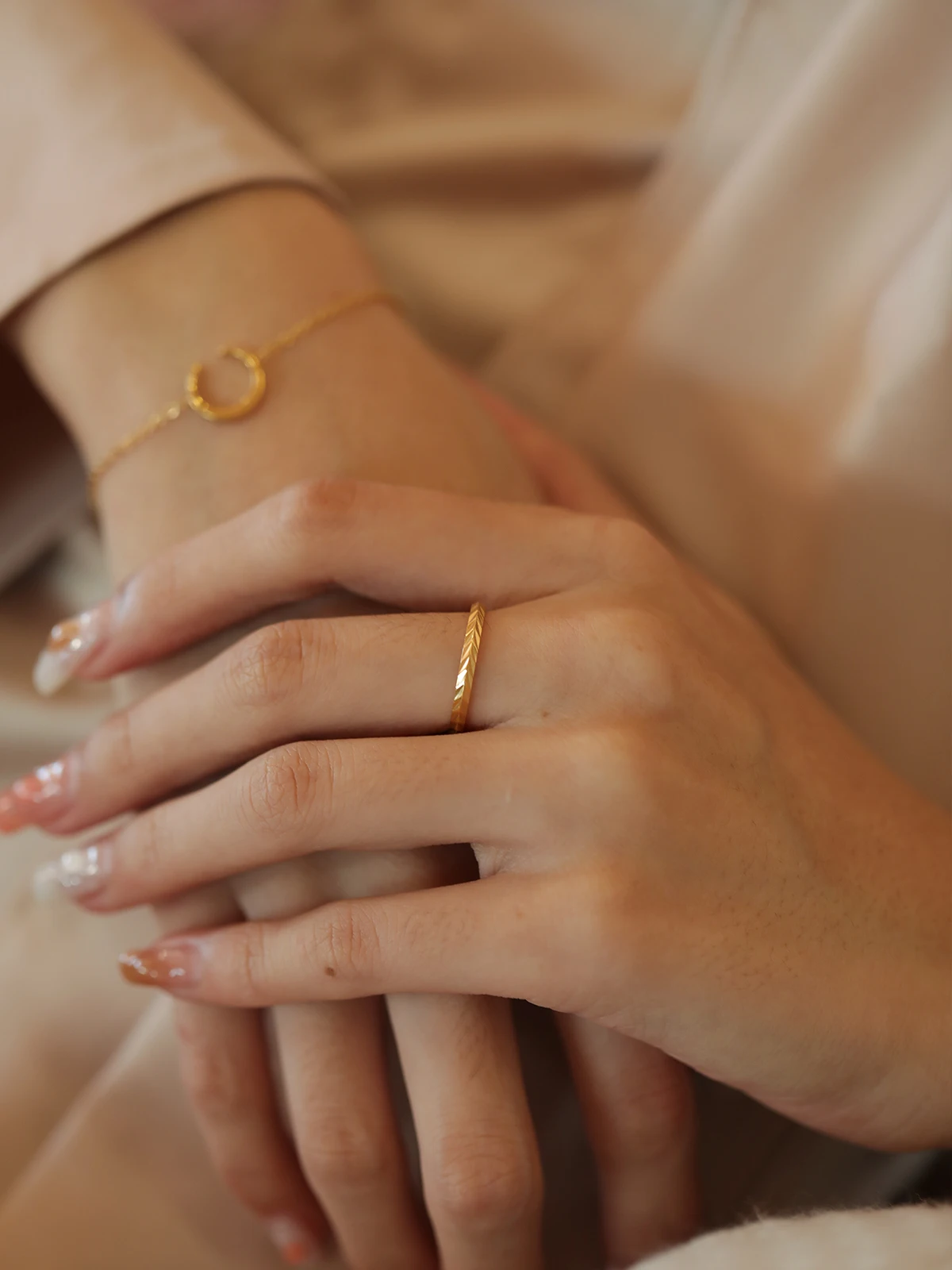 18K Gold Plated Engraved Chevron Band Ring for Women Minimalist Textured Stackable Jewelry