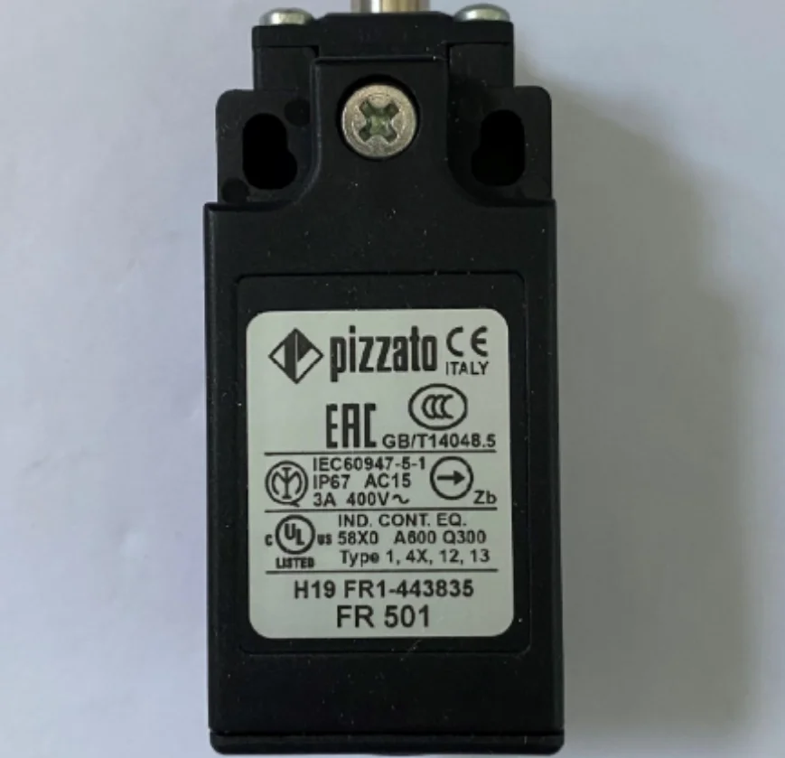 

Новый оригинальный концевой выключатель pizzato FR 501