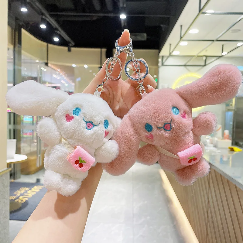 Sanrio อบเชยสุนัข Plush พวงกุญแจน่ารัก Cinnamoroll กระเป๋านักเรียนจี้ Kawaii Plush จี้ห้อยกระเป๋าถือ Kado Ulang Tahun สำหรับเด็ก