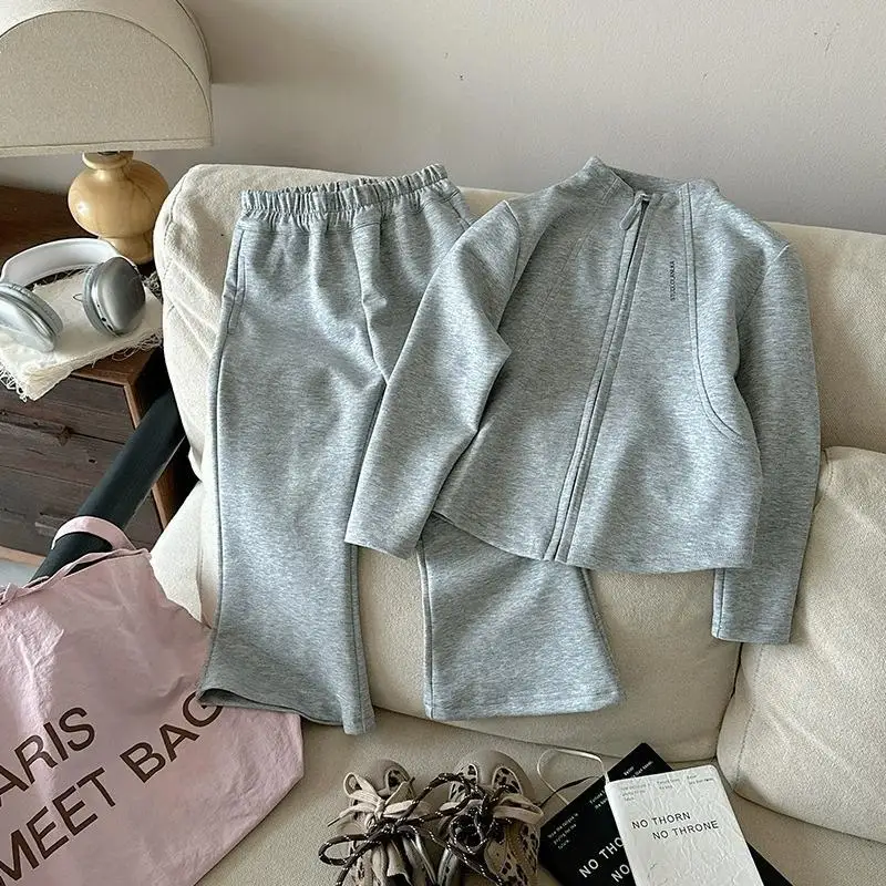 2026 Neue Mode Baby Mädchen 2-teiliges Sportoutfit Einfarbige Reißverschlussjacke Oberteil Schlaghose Anzug für Frühling Herbst Kinder – Detail 6