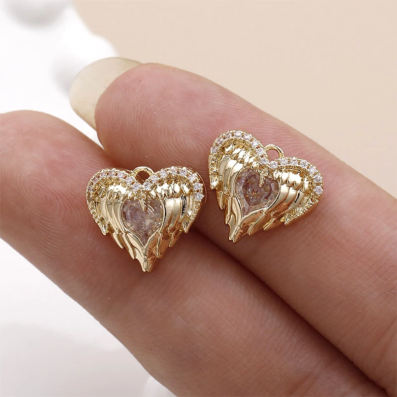 2 pieces  copper plated 14K Gold feather heart-shaped angel wings inlaid with Zircon Pendant DIY jewelry discovery accessories
