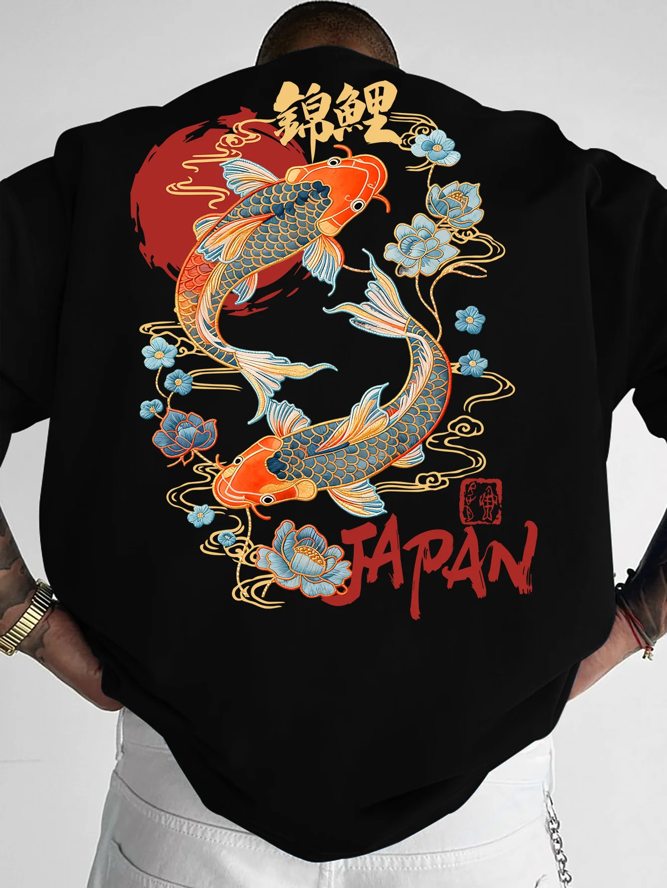 East Aesthetic Basic Men Top With Lucky Koi Fish Lotus Cloud Japanese Stamp JAPAN Letter Back Pattern Print, S-XXL