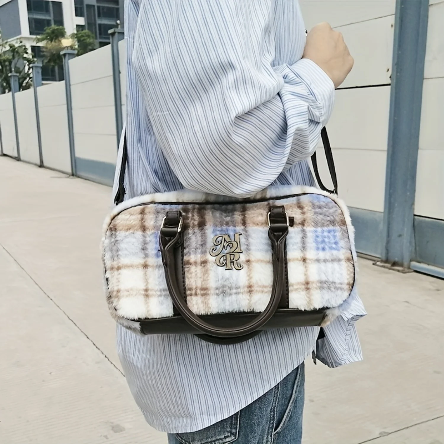 

Vintage Tweed Handbag, Y2K Plaid Crossbody Bag, Colorblock Purse - Fashionable & Chic!