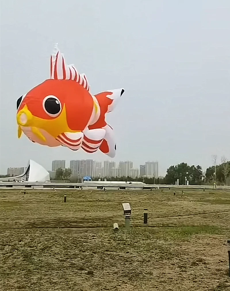 5m grote goudvis vliegers hanger opblaasbare alien vliegers fabriek nieuwe kite parachute kite zachte kite surfen carretilha de pipa fun