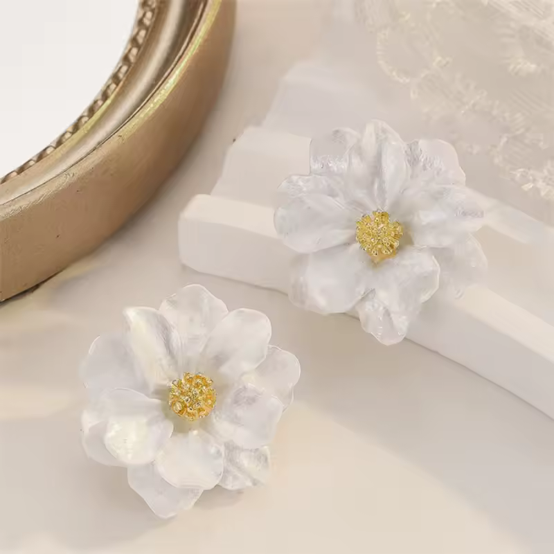 Pure White Women's Dangle Earrings Blooming Flower Acrylic Enamel Butterfly Imitation Pearl Heart Hanging Earrings Elegant brinc - Image 2