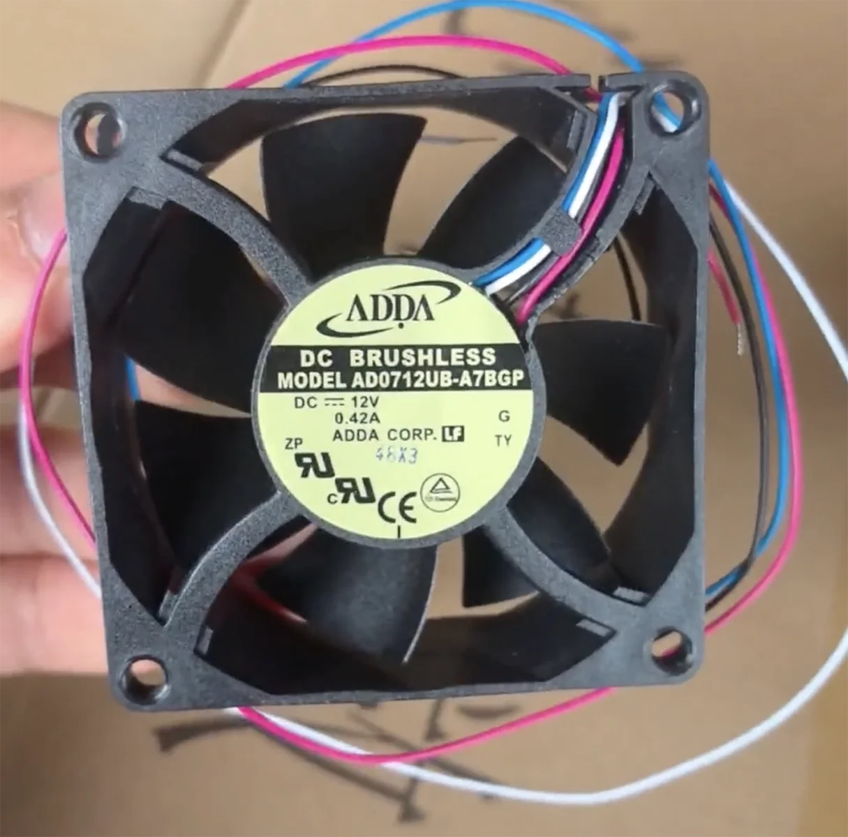

Оригинальный вентилятор охлаждения AD0712UB-A7BG 12V 0.42A 7025 с четырьмя проводами, PWM, с двойным шарикоподшипником