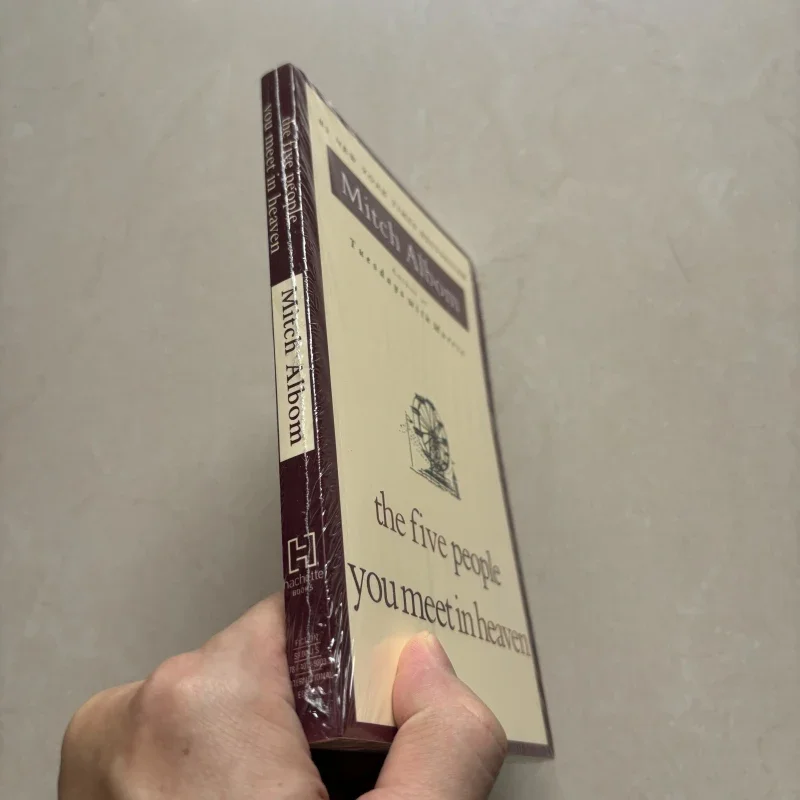 The Five People You Meet In Heaven By Mitch Albom In English Original Novel Reading Book