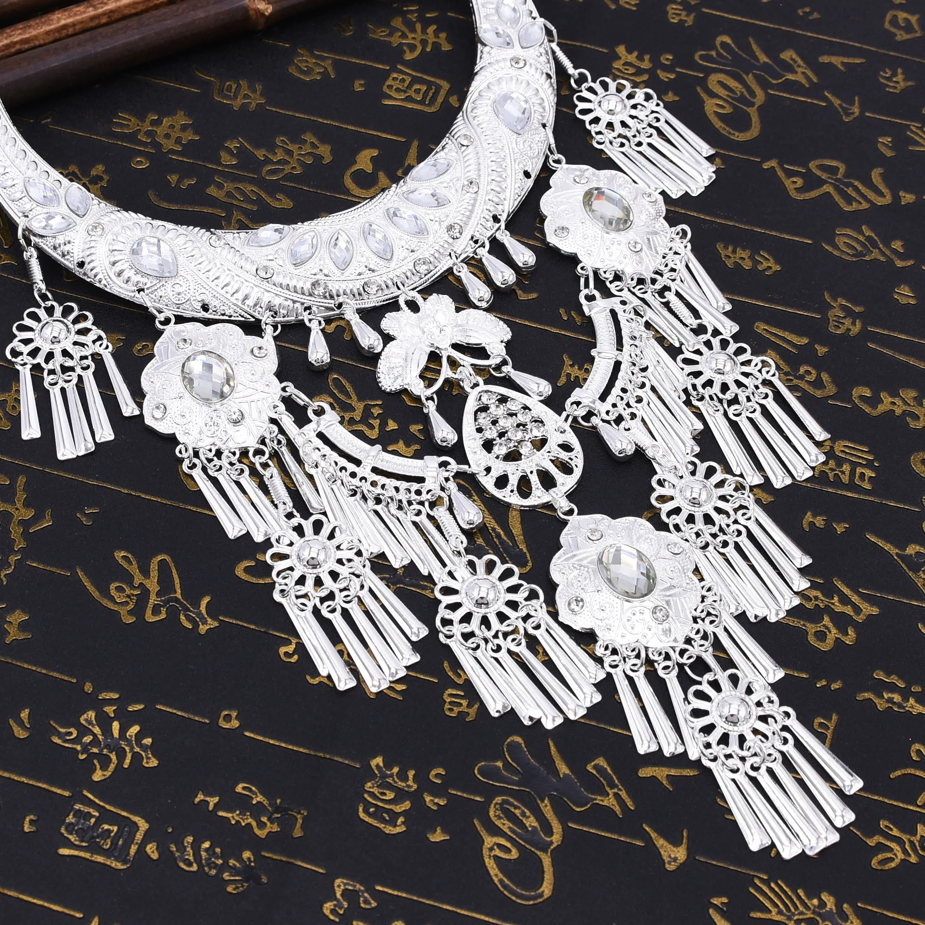 

Chinese Ethnic Miao Silver Plated Choker Necklace Red Clear Crystal Accents Bib Collar Traditional Tribal Statement Neck Jewelry