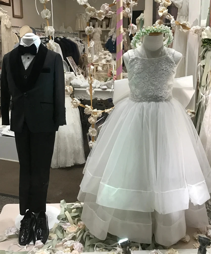 FATAPAESE auf Bestellung Prinzessin Kleid Spitze Mieder Blume Mädchen Kleid Fertig mit einer Unterschrift Organza Bogen und Fließende Zug