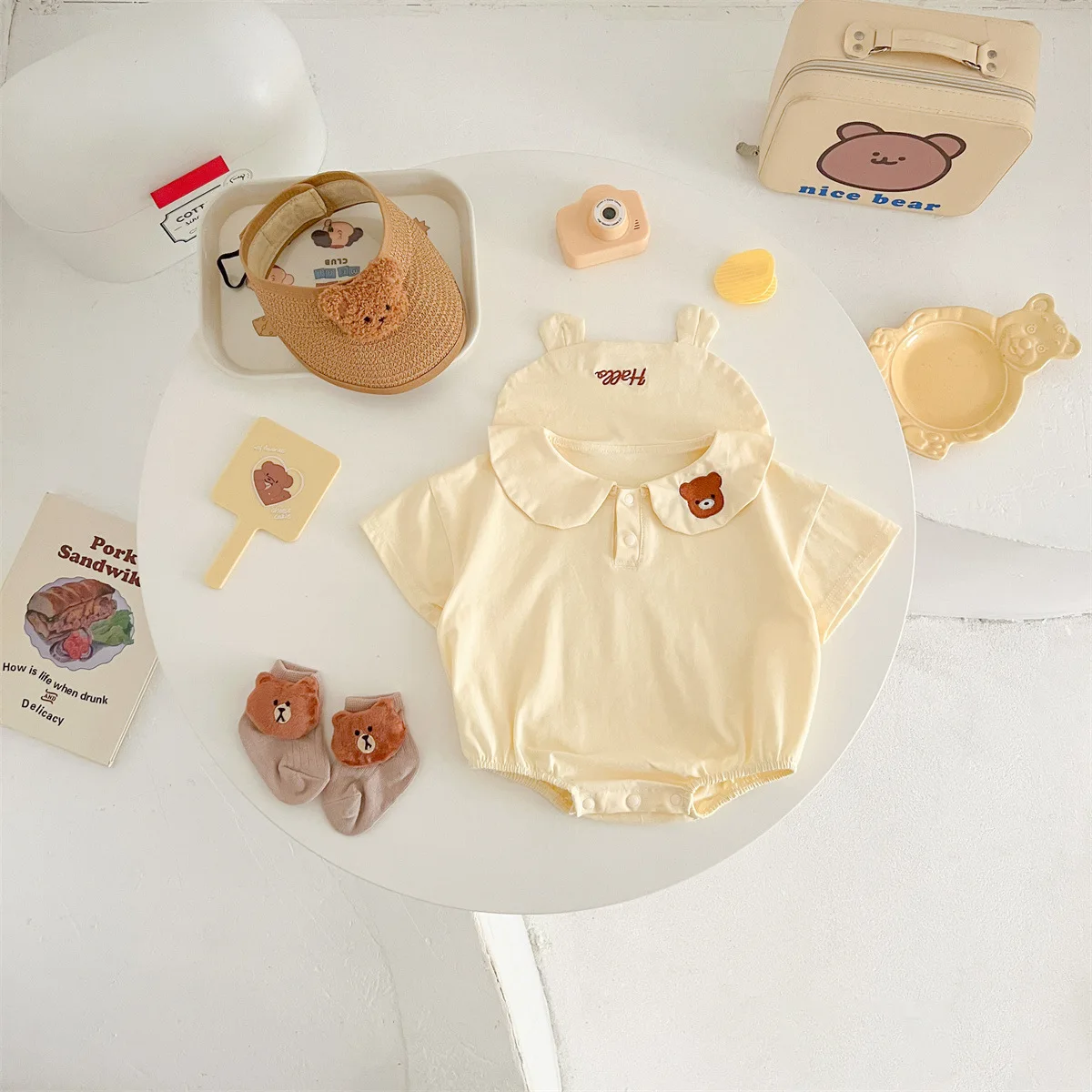 Bonito algodão solto Onesie para bebê, urso bege, roupa de fotografia coreana, menino e menina, 0 a 24 meses, novo, verão, 2024 meses