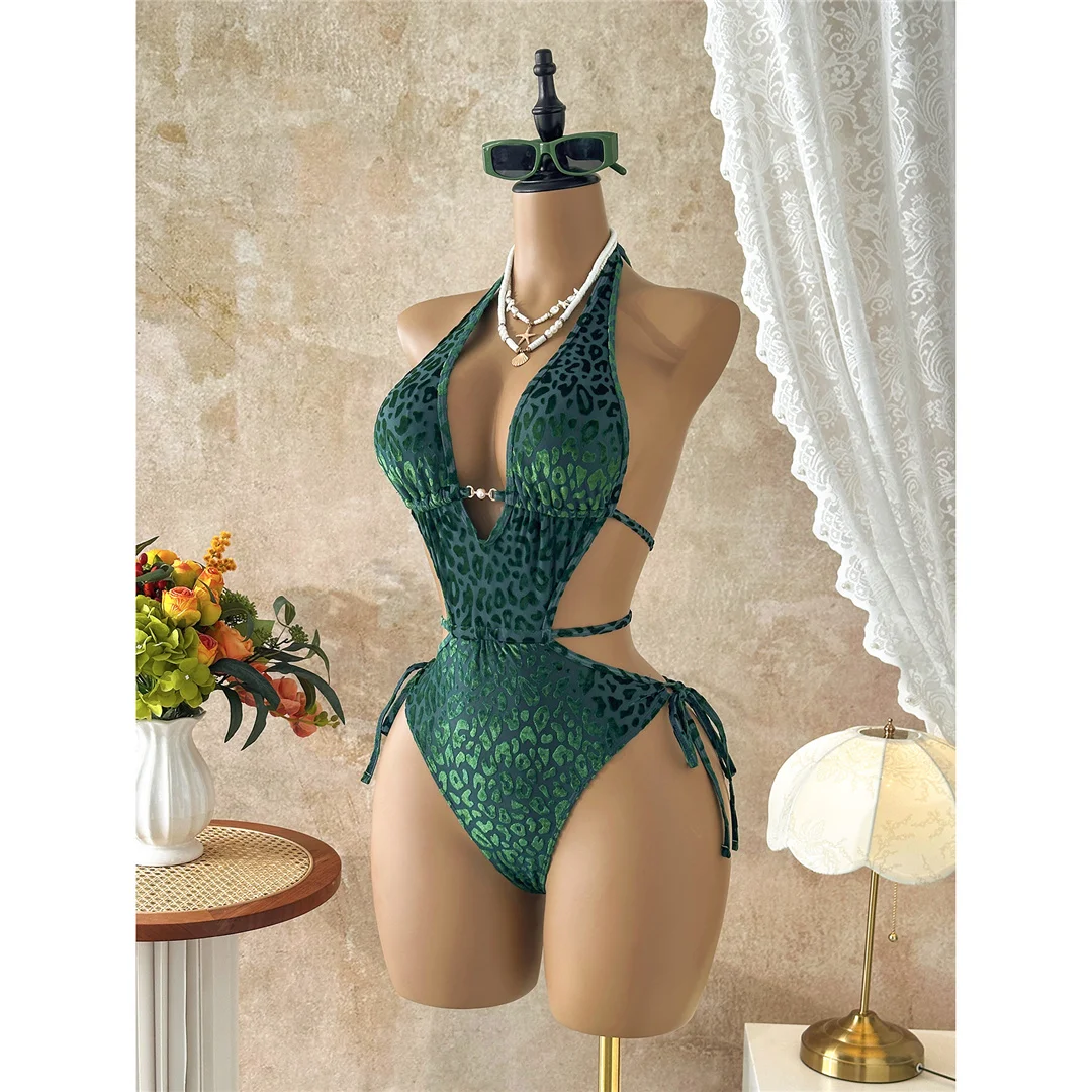 XS - L, tiefes V-Ausschnitt-Design, Leopardenmuster, Damen-Badeanzug, einteiliger Badeanzug, Damen-Badebekleidung mit Ausschnitten, Wickel-Badeanzug, Badeanzug, Modell V8077. – Detail 15