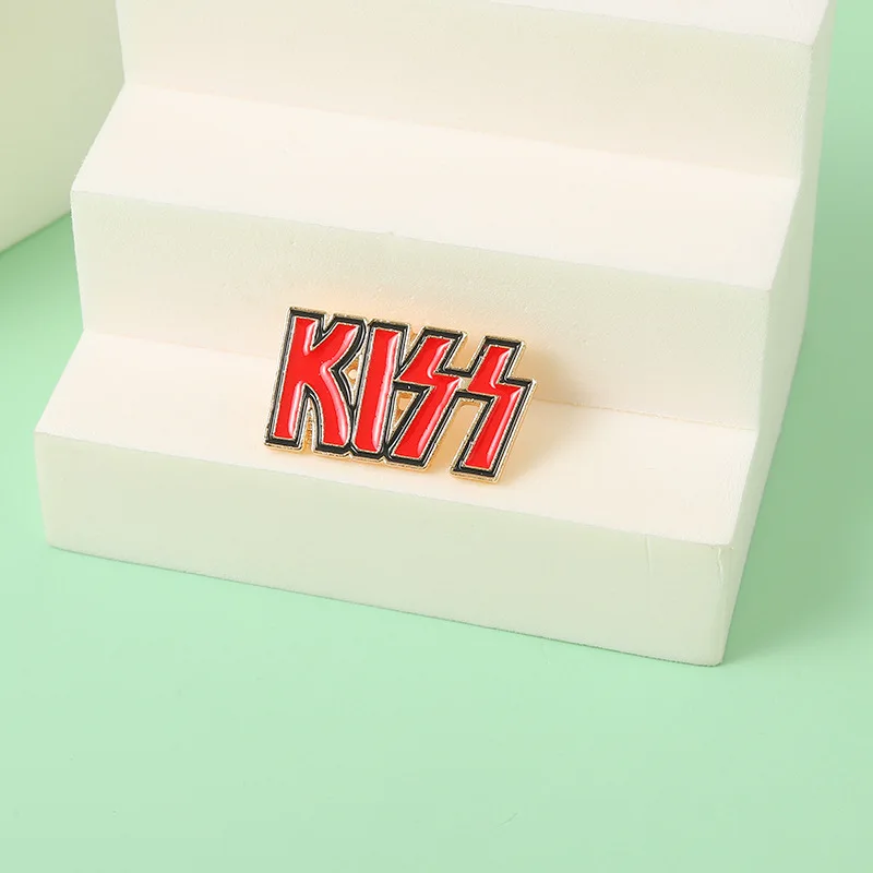 Nụ Hôn Ban Nhạc Pin Chữ Cái Tiếng Anh KISS Hình Thổ Cẩm Túi Cá Tính Trang Trí Huy Hiệu Phụ Kiện Bán Buôn