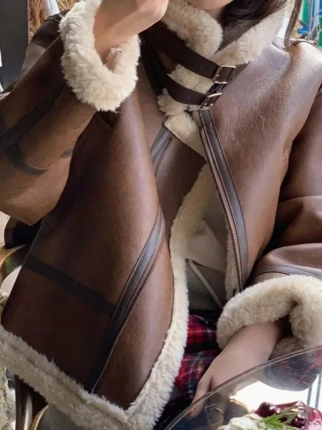 معطف شتوي 2025 ort مصنوع من الفرو للنساء من Jaet Hong Kong Sle معطف أنيق كلاسيكي أنيق ملابس خارجية للنساء #1