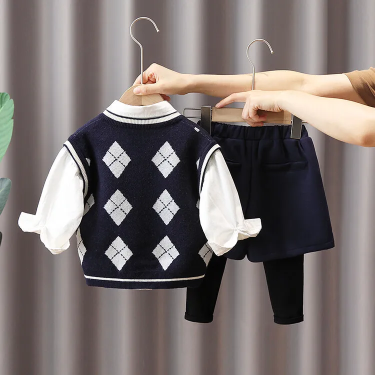 

861 2025 New One Year Old Clothes Handsome Boys' Baby Three Piece Set Spring And Autumn Trend