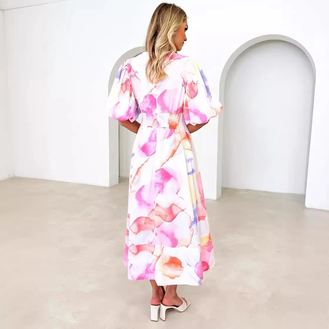 Ele الأزهار طباعة ألف خط طويل الدكتور الصيف وصول جديد المرأة Faion فقاعة Sve عالية الخصر البوليستر الدكتور