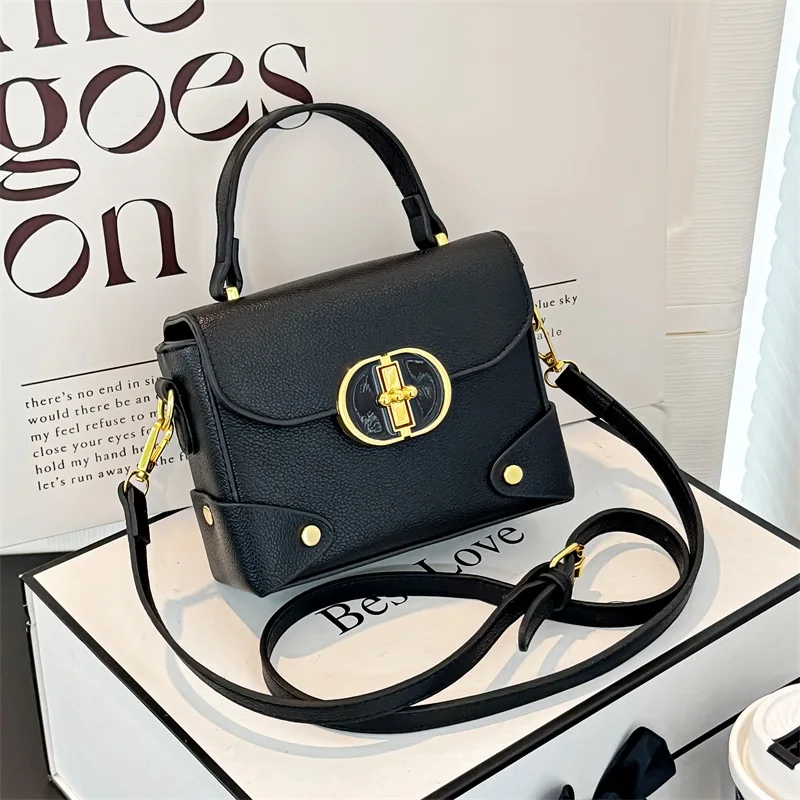 

Изысканная миниатюрная женская сумка, шикарный клатч, компактный элегантный дизайн для официальных вечеринок