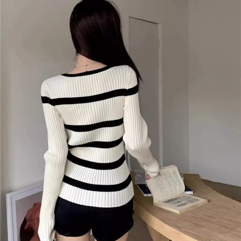 

Women Clothes Spring Autumn Fashion Simplicity Trend Striped Color Blocking V-neck Knitting Female Temperament Sweater Pullovers